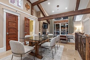 521 Woodside Gem True Ski-in Ski-out On The Gold Coast 3 Bedroom Home