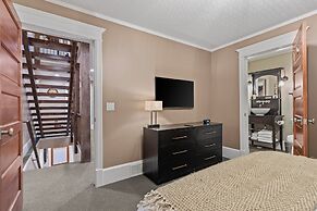 521 Woodside Gem True Ski-in Ski-out On The Gold Coast 3 Bedroom Home