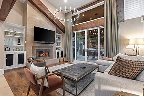 521 Woodside Gem True Ski-in Ski-out On The Gold Coast 3 Bedroom Home