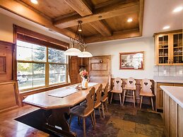 3 Bedroom Zermatt Villages 773 Condo