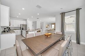 Brand New Encore Resort 5 Bed Resort Home 5 Bedroom Villa