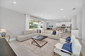 Brand New Encore Resort 5 Bed Resort Home 5 Bedroom Villa