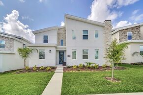 Disney Princess Bedroom, Pool Spa Game Room Plus! 9 Villa