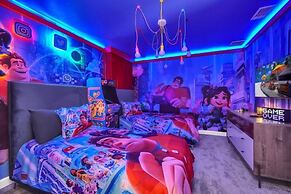 Disney Princess Bedroom, Pool Spa Game Room Plus! 9 Villa