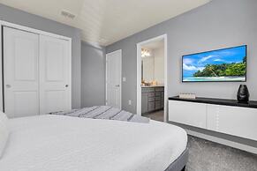 3001 Malhalo Drive 9 Bedroom Villa