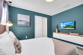 3001 Malhalo Drive 9 Bedroom Villa