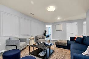 3001 Malhalo Drive 9 Bedroom Villa