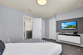 3001 Malhalo Drive 9 Bedroom Villa