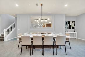 3001 Malhalo Drive 9 Bedroom Villa