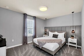 3001 Malhalo Drive 9 Bedroom Villa