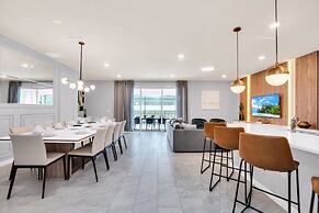 3001 Malhalo Drive 9 Bedroom Villa