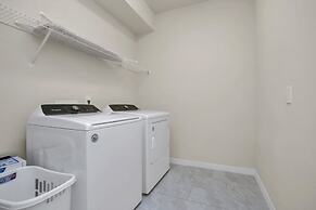 3001 Malhalo Drive 9 Bedroom Villa