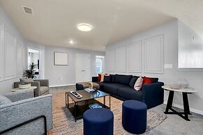 3001 Malhalo Drive 9 Bedroom Villa