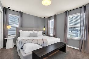 3001 Malhalo Drive 9 Bedroom Villa