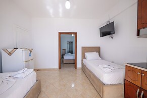 Hotel Erioni