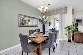 4804crusoe 4 Bedroom Townhouse