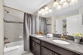 4804crusoe 4 Bedroom Townhouse