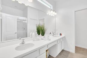 Beautiful 12 Bedrooms House 4473 12 Villa