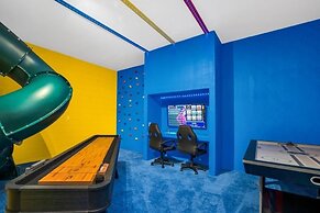 Beautiful 12 Bedrooms House 4473 12 Villa