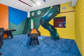 Beautiful 12 Bedrooms House 4473 12 Villa