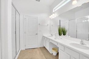 Beautiful 12 Bedrooms House 4473 12 Villa