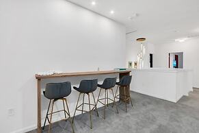 Beautiful 12 Bedrooms House 4473 12 Villa