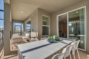 4350scene 6 Bedroom Villa