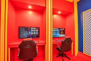 4350scene 6 Bedroom Villa