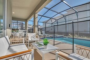 4350scene 6 Bedroom Villa