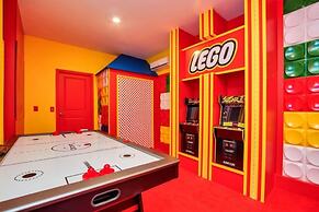 4350scene 6 Bedroom Villa