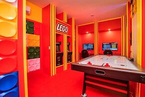 4350scene 6 Bedroom Villa