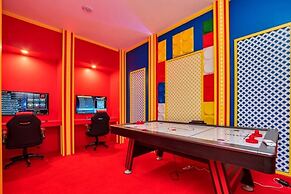 4350scene 6 Bedroom Villa