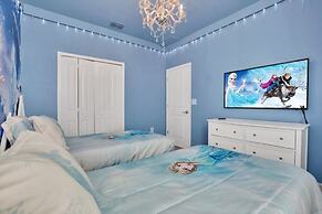 4350scene 6 Bedroom Villa