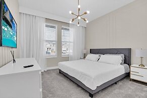 4350scene 6 Bedroom Villa