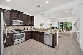 Tropical Escape 3 Bed Home In Beautiful Resort 3 Bedroom Condo