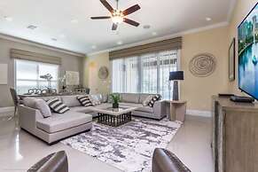 Space For18 Guest Reunion Resort 7 Bed 7.5 Bath 7 Bedroom Villa