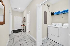 1560sand 5 Bedroom Townhouse