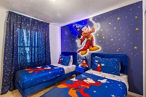 Ultimate 5 Bedroom Windsor Island Resort 3966Lana 5 Villa