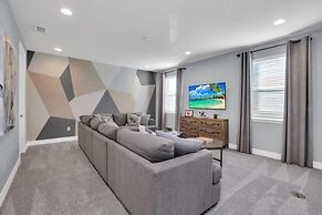 Florida Garden Luxury Home With Private Pool & Spa 6 Bedroom Villa