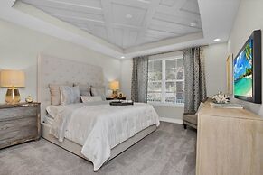 Florida Garden Luxury Home With Private Pool & Spa 6 Bedroom Villa