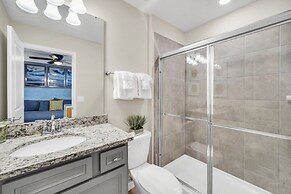 Exciting Brand New Home Sleeps 31 Guest Big Beds 10 Bedroom Villa