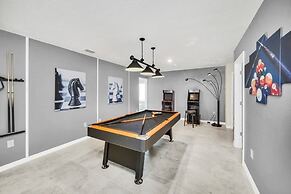 Exciting Brand New Home Sleeps 31 Guest Big Beds 10 Bedroom Villa