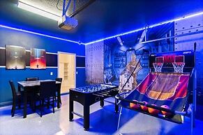 Exciting Brand New Home Sleeps 31 Guest Big Beds 10 Bedroom Villa