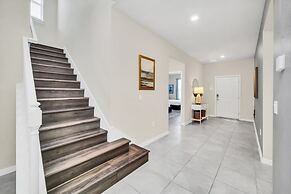 Exciting Brand New Home Sleeps 31 Guest Big Beds 10 Bedroom Villa