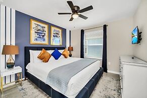 Exciting Brand New Home Sleeps 31 Guest Big Beds 10 Bedroom Villa