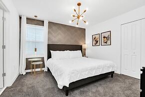 Brand New House Private Lake View 3009 Protagonist 9 Bedroom Home