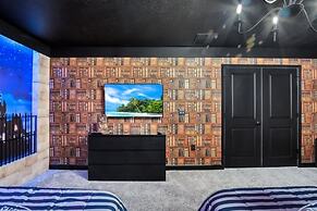 Brand New House Private Lake View 3009 Protagonist 9 Bedroom Home