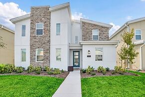 Brand New House Private Lake View 3009 Protagonist 9 Bedroom Home