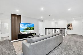 Brand New House Private Lake View 3009 Protagonist 9 Bedroom Home