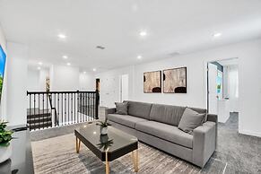 Brand New House Private Lake View 3009 Protagonist 9 Bedroom Home